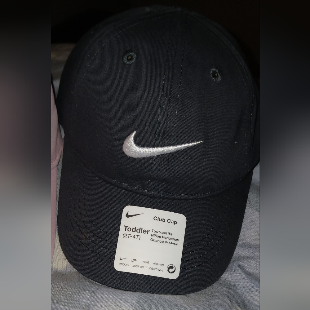 Nike Black Toddler Cap (NWT)